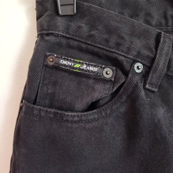Ladies SZ 6R Vintage DKNY Black High-Rise Tapered Leg Jean - Picture 2 of 5